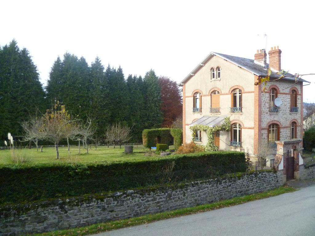 La Maison Du Marchand Bed & Breakfast Peyrat-le-Chateau Exterior photo